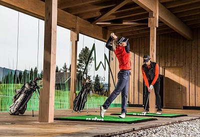 golfclubinwestendorfmirjageheye5.jpg