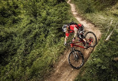 singletrailabfahrtmitdemmountainbikekitzbueheleralpenghostbikesgmbh.jpg